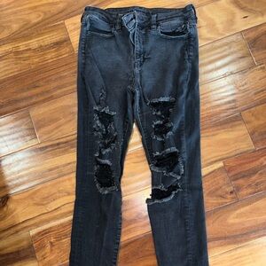 Black Distressed American Eagle Jeans 10